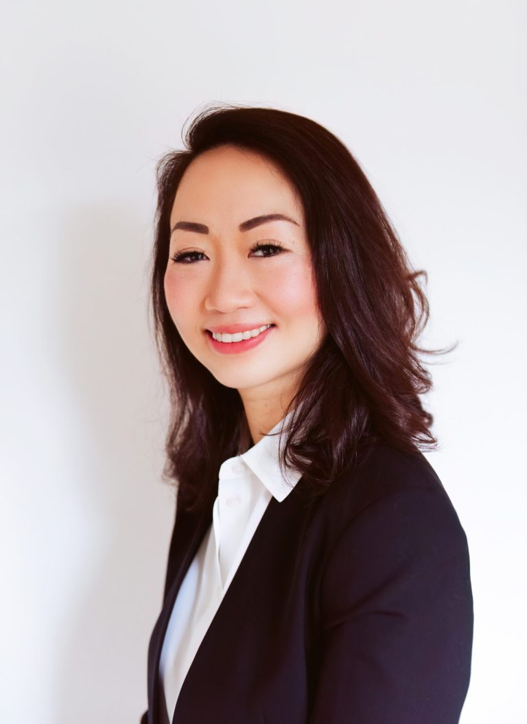 Evelyn Tee